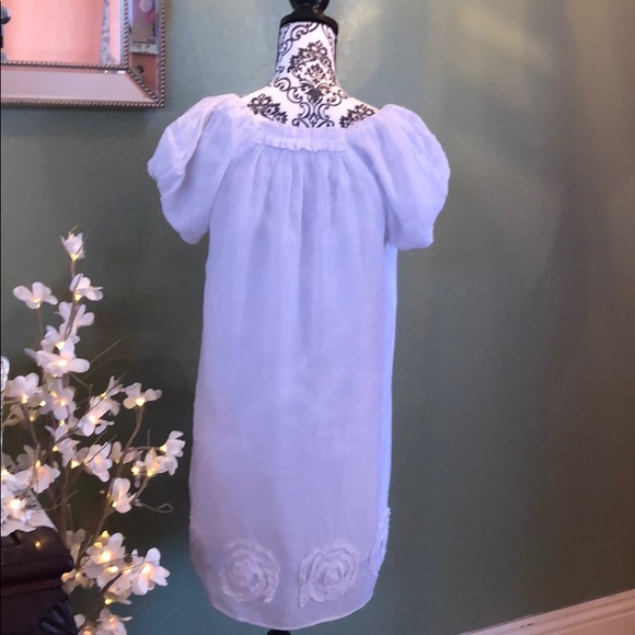 White dress - Picture 4 of 6